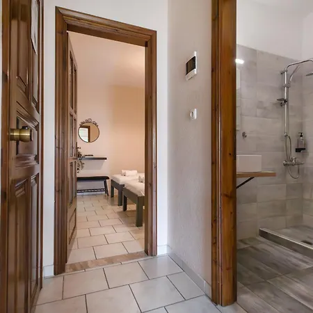 Anastasiadis House *