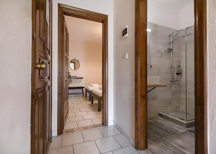 Anastasiadis House *