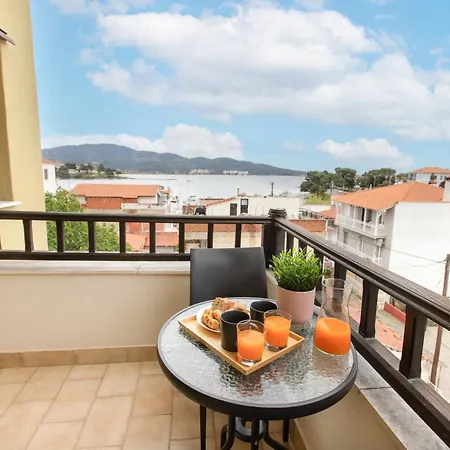 Thita Ex Anastasiadis House Апартаменты *